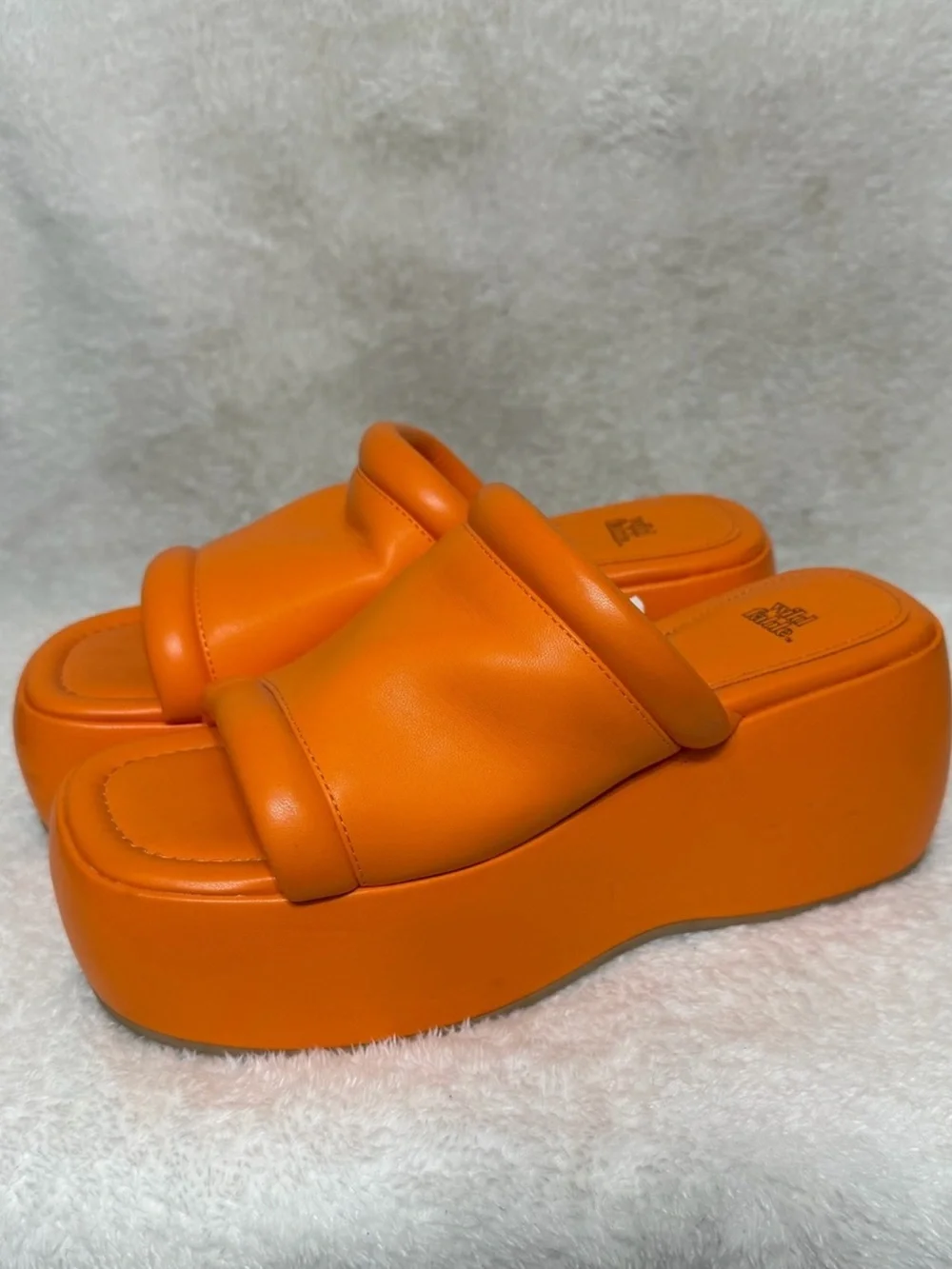 Wild Fable Neon Orange Platform Chunky Slide Sandals Size 8.5 New